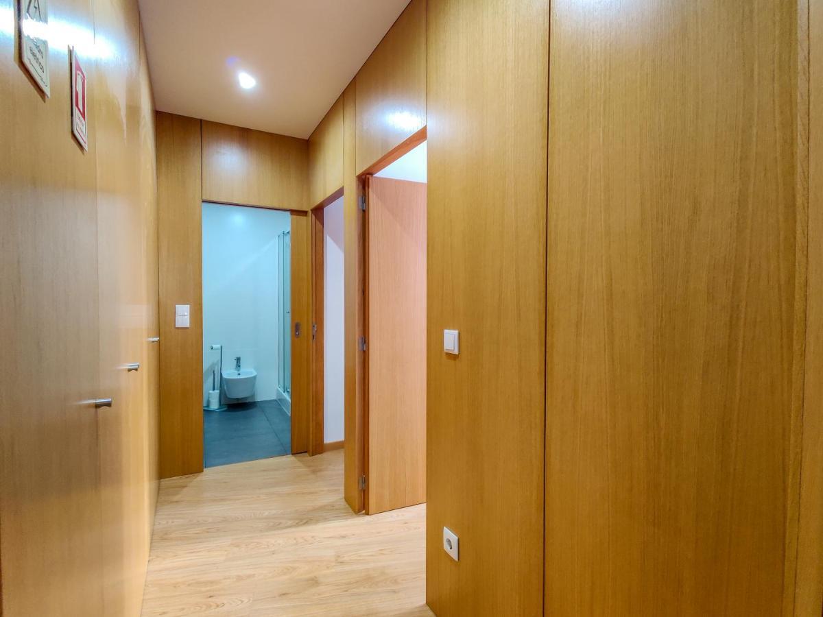 Sao Domingos Apartment - Viana City Centre Віана-ду-Каштелу Екстер'єр фото