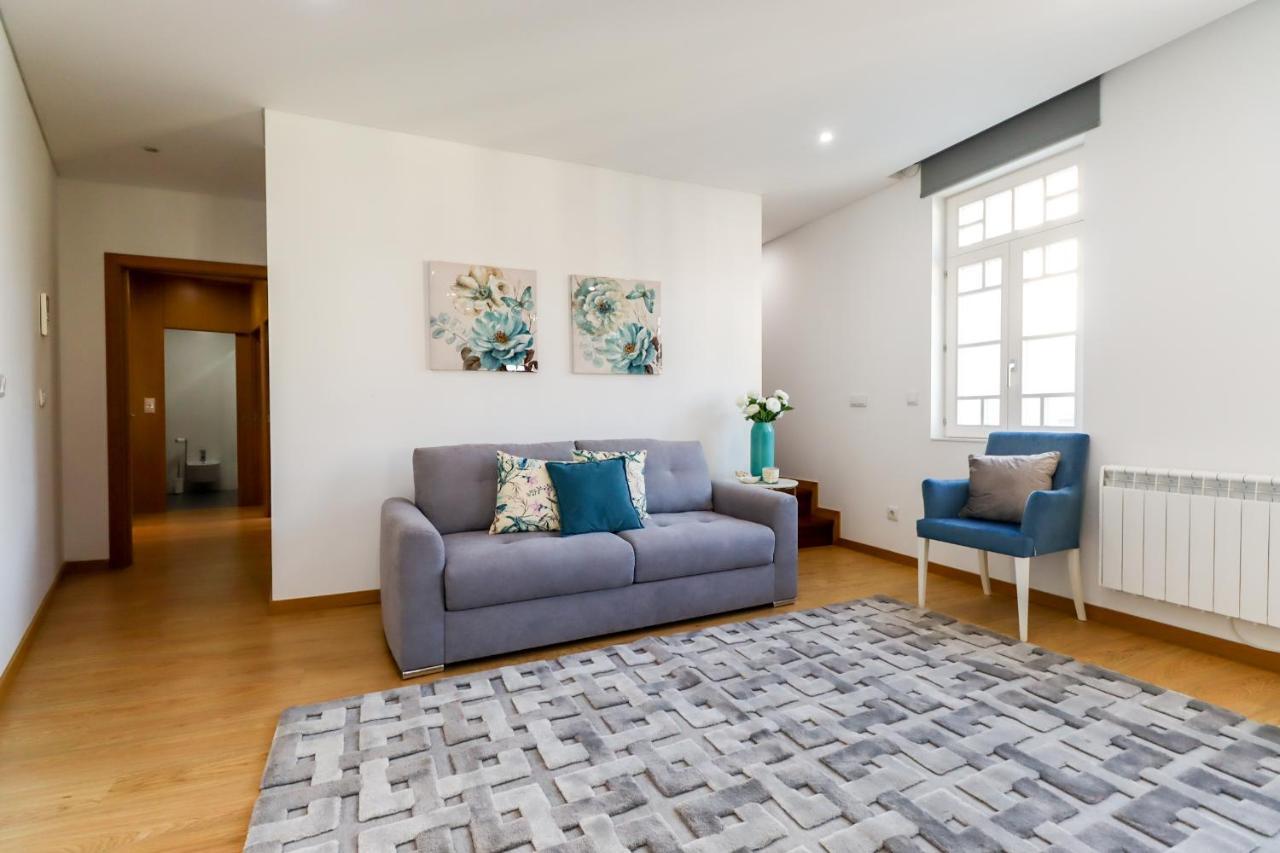 Sao Domingos Apartment - Viana City Centre Віана-ду-Каштелу Екстер'єр фото